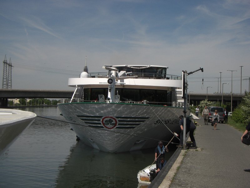 CIMG0009.JPG - Our boat, the Swiss Jewel