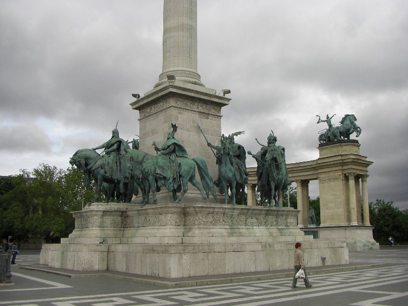 CIMG0324.JPG - Heroes Monument in Budapest. It represents the Hungarian Tribes that originally founded Hungary.